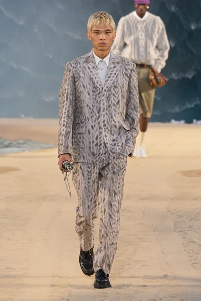 Look 41